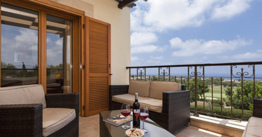 Luxury five Bedroom Villa on Eastern Plateau with Sea Views, Pool & Private Tennis Court, for sale