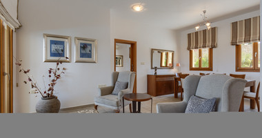 Luxury five Bedroom Villa on Eastern Plateau with Sea Views, Pool & Private Tennis Court, for sale