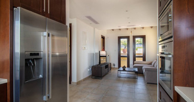 Prestigious four Bedroom Villa with Pool, Terrace Views & Exclusive Privacy