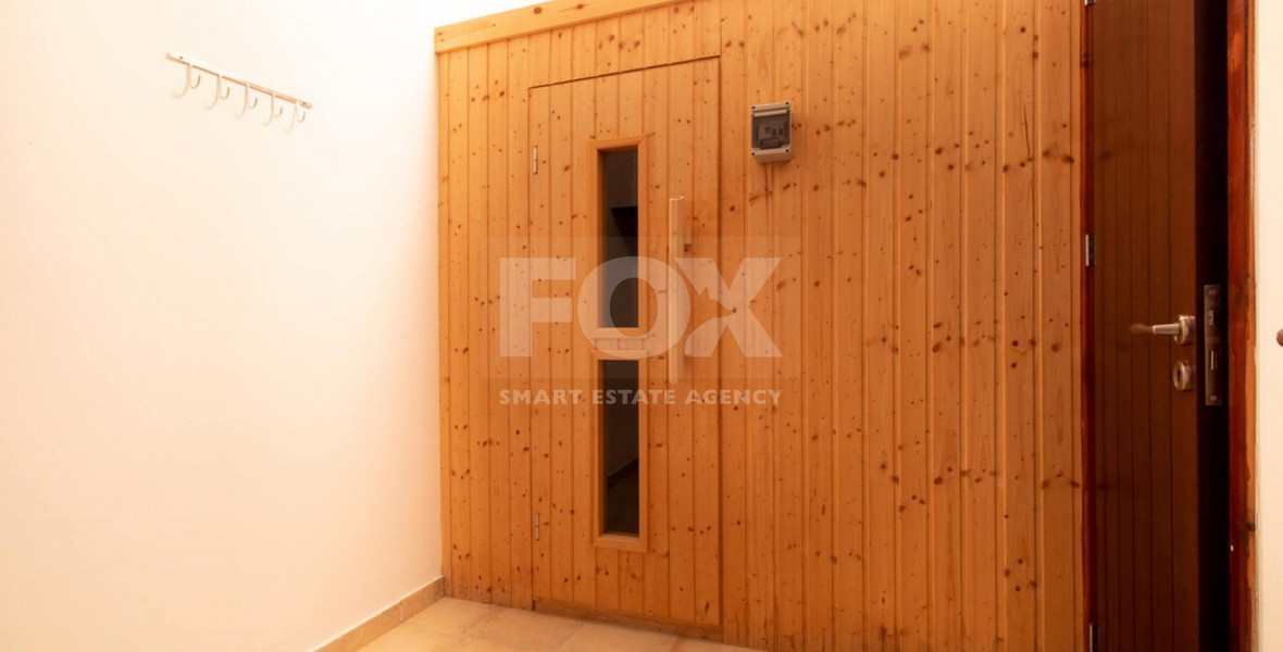 Prestigious four Bedroom Villa with Pool, Terrace Views & Exclusive Privacy