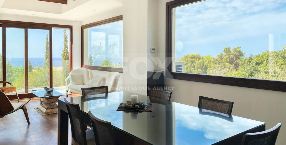 Prestigious four Bedroom Villa with Pool, Terrace Views & Exclusive Privacy