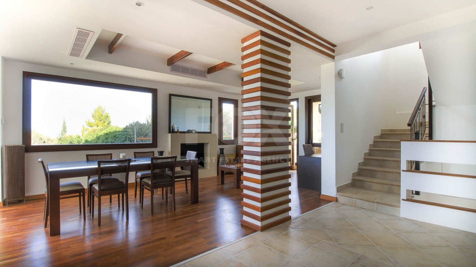 Prestigious four Bedroom Villa with Pool, Terrace Views & Exclusive Privacy
