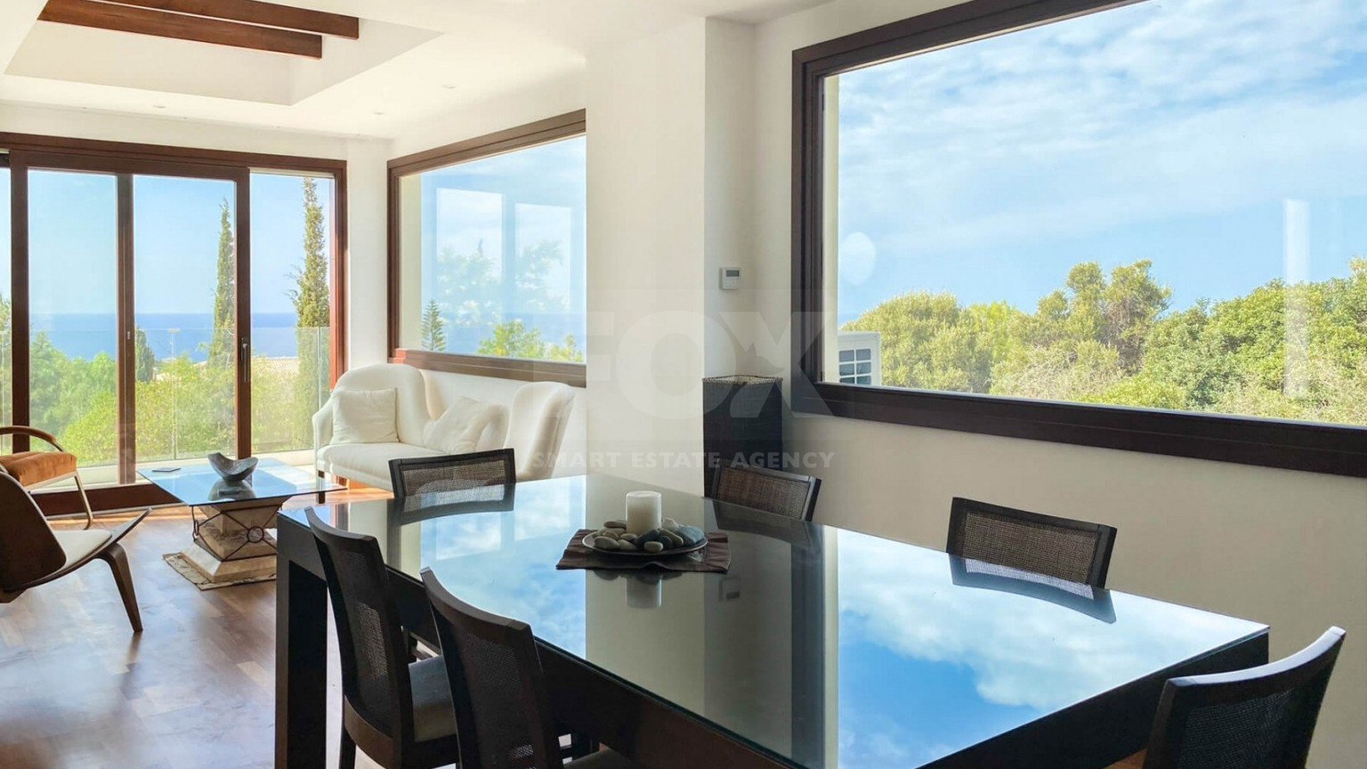Prestigious four Bedroom Villa with Pool, Terrace Views & Exclusive Privacy