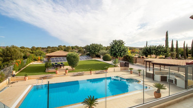 Prestigious four Bedroom Villa with Pool, Terrace Views & Exclusive Privacy