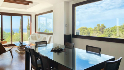 Prestigious four Bedroom Villa with Pool, Terrace Views & Exclusive Privacy