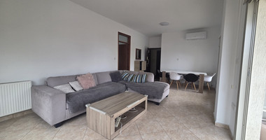 Bright Three-Bedroom Apartment for rent in Mesa Geitonia Limassol