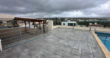 Luxury Three-Bedroom Penthouse for Rent – Episkopi