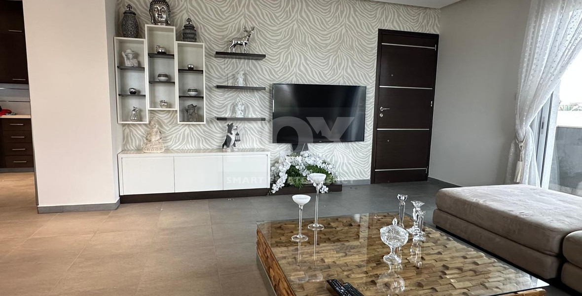 Luxury Three-Bedroom Penthouse for Rent – Episkopi