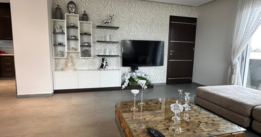 Luxury Three-Bedroom Penthouse for Rent – Episkopi