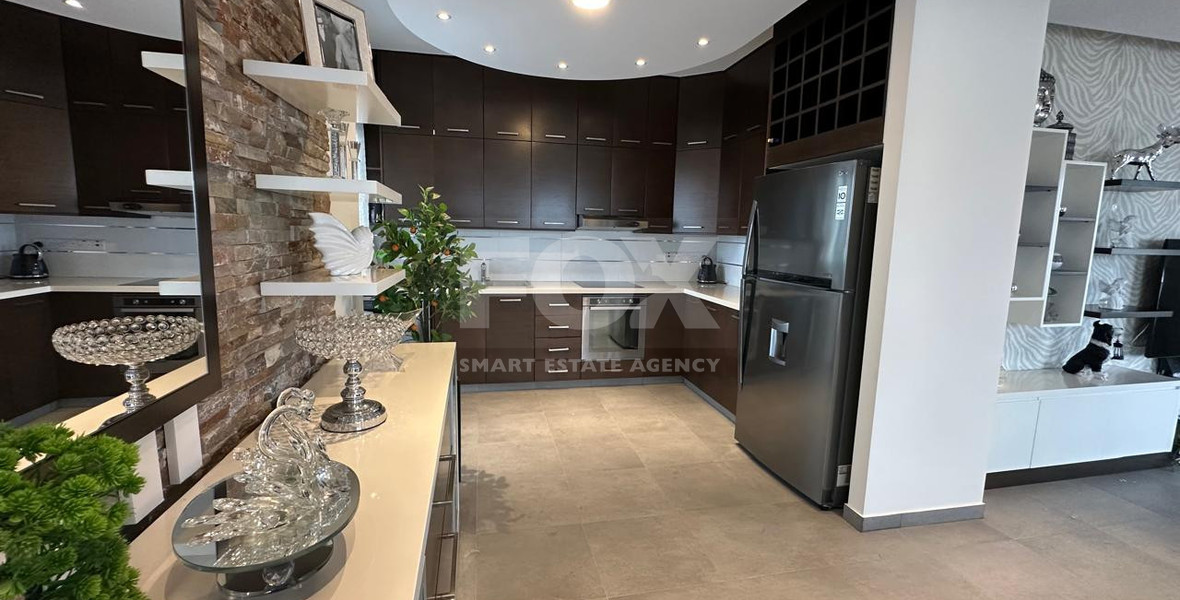 Luxury Three-Bedroom Penthouse for Rent – Episkopi