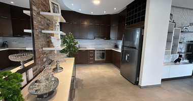 Luxury Three-Bedroom Penthouse for Rent – Episkopi