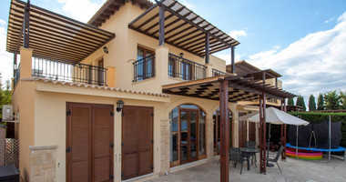 Two Bedroom Apartment plus one extra room ,for sale in Aphrodite Hills,  Paphos