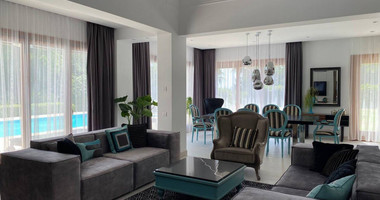 Luxury five Bedrooms Villa(plus extra room)in Aphrodite Hills –  , Private Estate With Guest House & Stunning Gardens