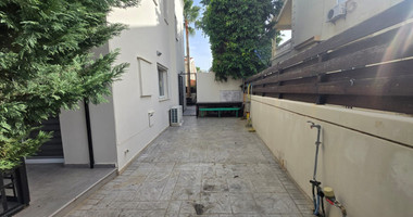 Modern Three-Bedroom Semi-Detached Corner House in Agios Athanasios – Prime Location Near Kolonakiou Avenue