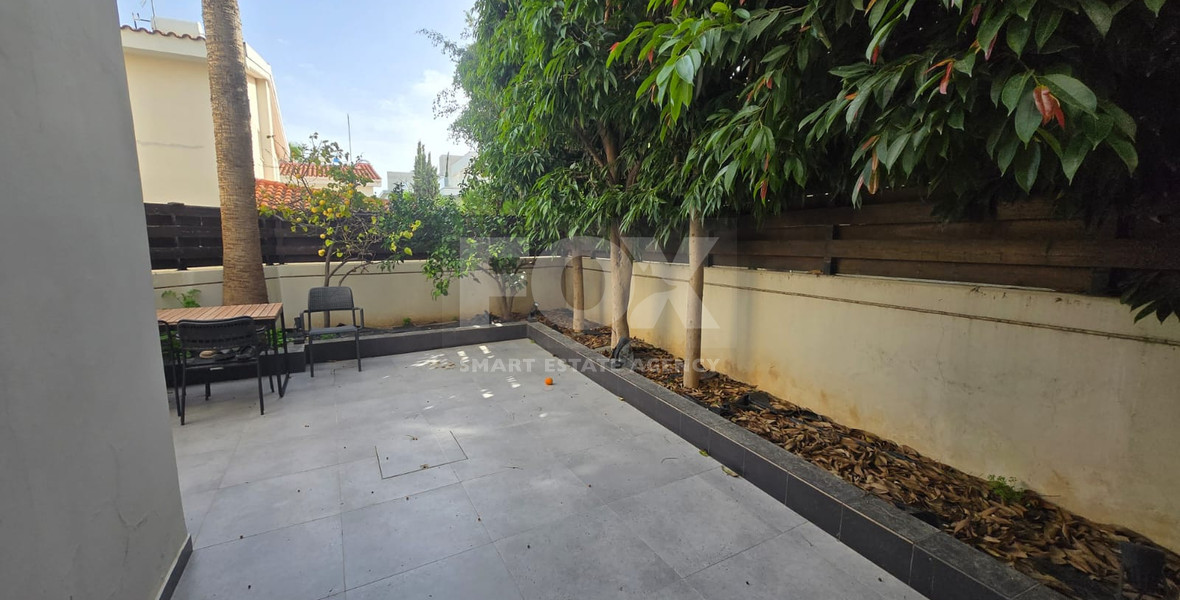 Modern Three-Bedroom Semi-Detached Corner House in Agios Athanasios – Prime Location Near Kolonakiou Avenue