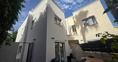 Modern Three-Bedroom Semi-Detached Corner House in Agios Athanasios – Prime Location Near Kolonakiou Avenue