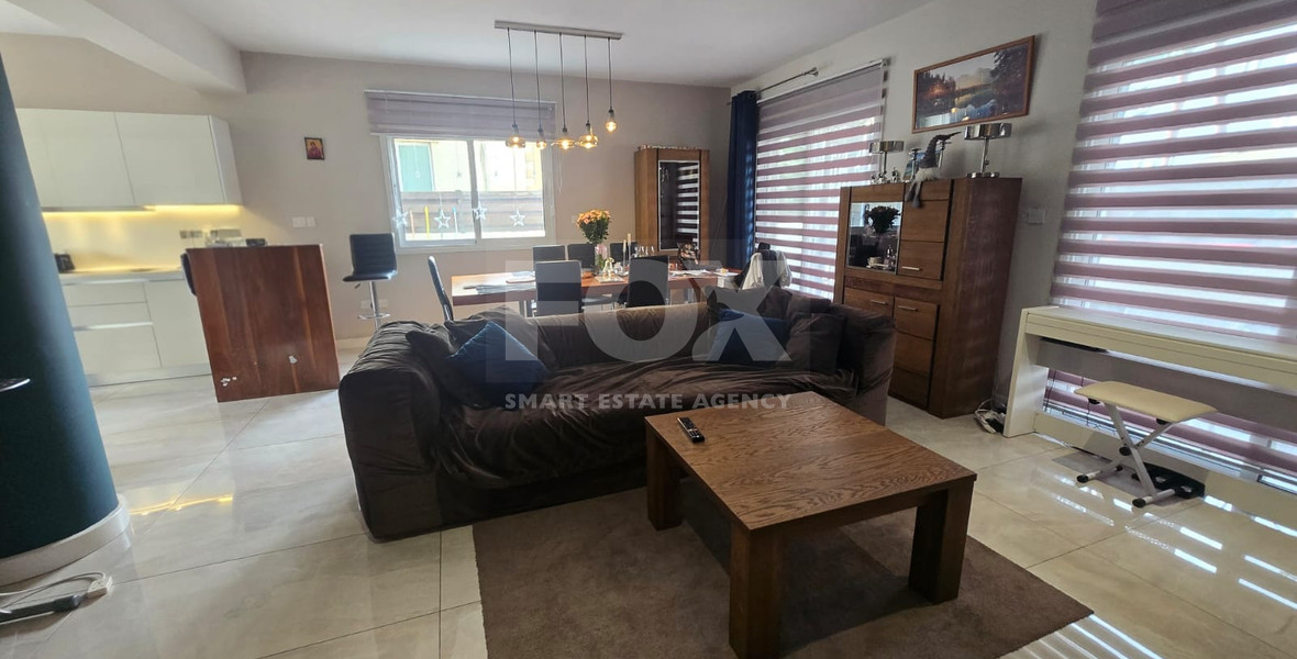 Modern Three-Bedroom Semi-Detached Corner House in Agios Athanasios – Prime Location Near Kolonakiou Avenue