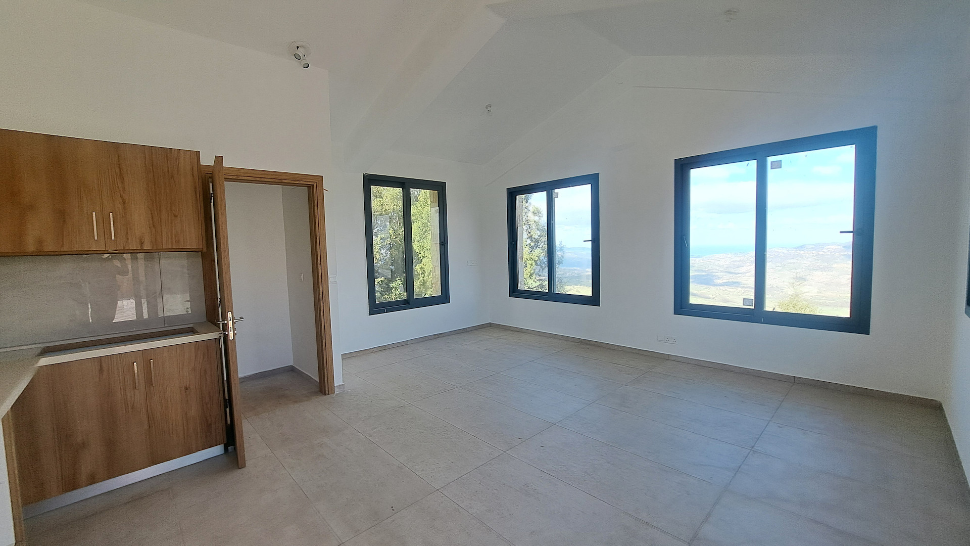 Apartment 6 bedrooms  Fyti, Cyprus