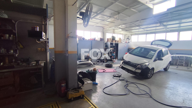 Warehouse 400 m² for rent in Agios Ioannis, Limassol, Cyprus