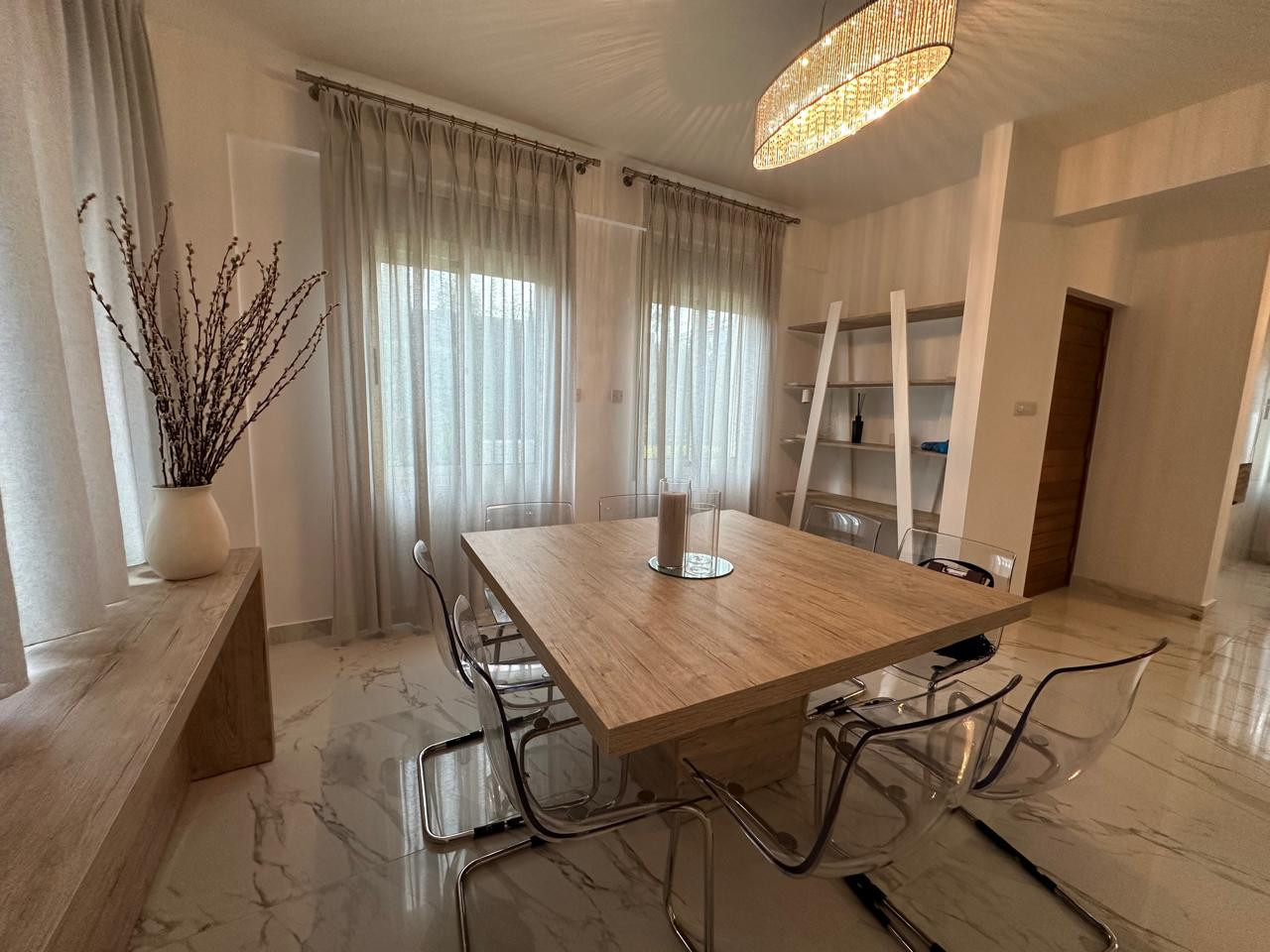 Casa 5 habitaciones 196 m² Koinoteta Pyrgou Lemesou, Chipre