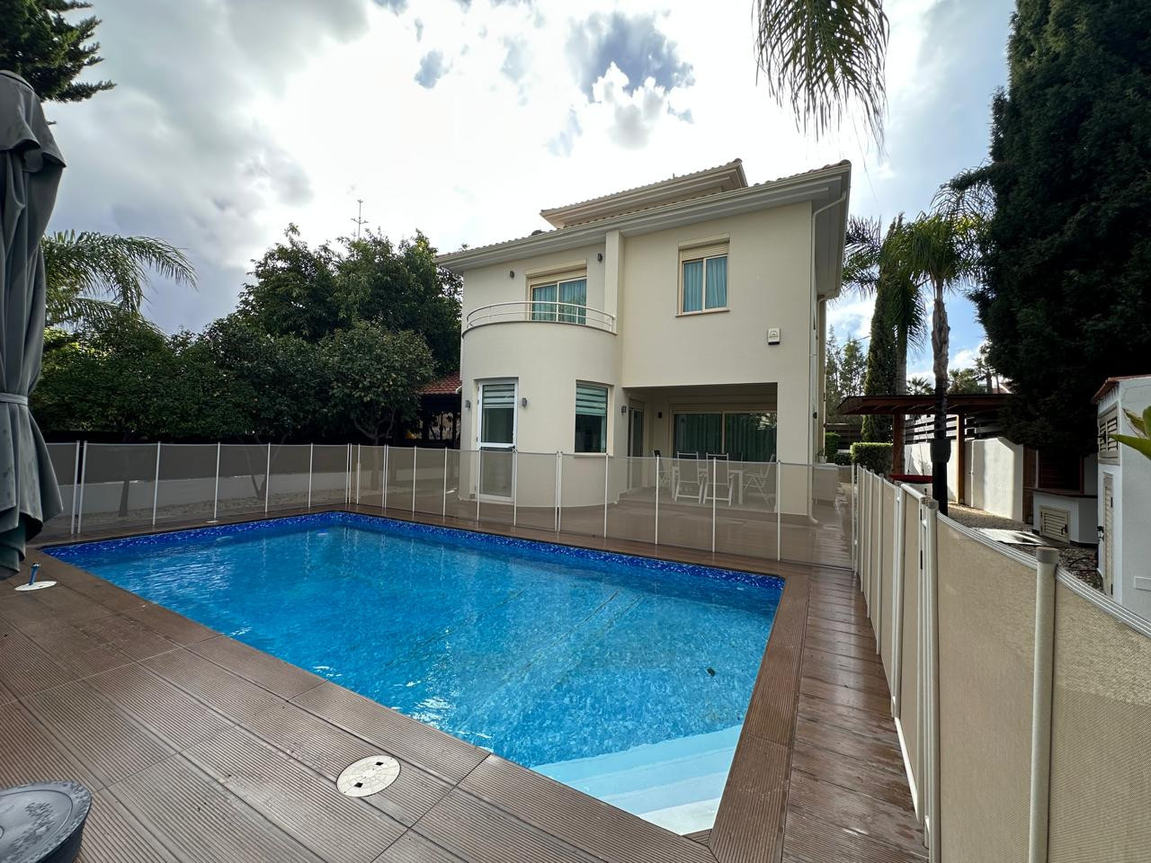 Casa 5 habitaciones 196 m² Koinoteta Pyrgou Lemesou, Chipre