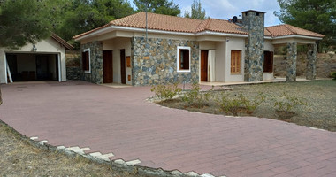 For Rent Beautiful Two Bedroom Stone House with Large Garden in Mandria-Limaasol