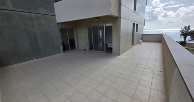 Spacious 2-Bedroom Seafront Apartment for Rent – Agia Trias, Limassol