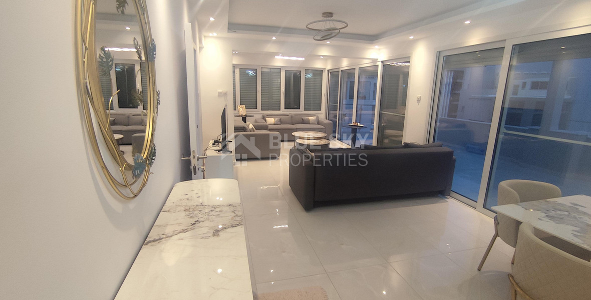 Luxury three bedroom apartment with Roof Garden & Panoramic Sea View - Neapoli