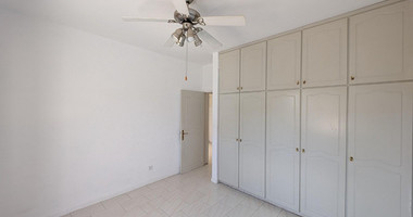 Spacious 4-Bedroom Detached Home in Prime Agios Athanasios Location – Limassol