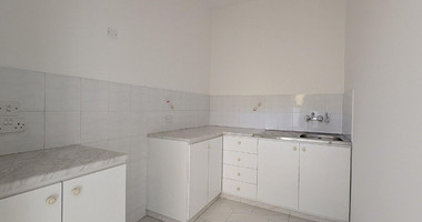 Spacious 4-Bedroom Detached Home in Prime Agios Athanasios Location – Limassol