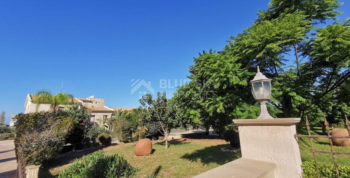 Empa Paphos Luxury four Bedroom Villa for Sale with Sea Views