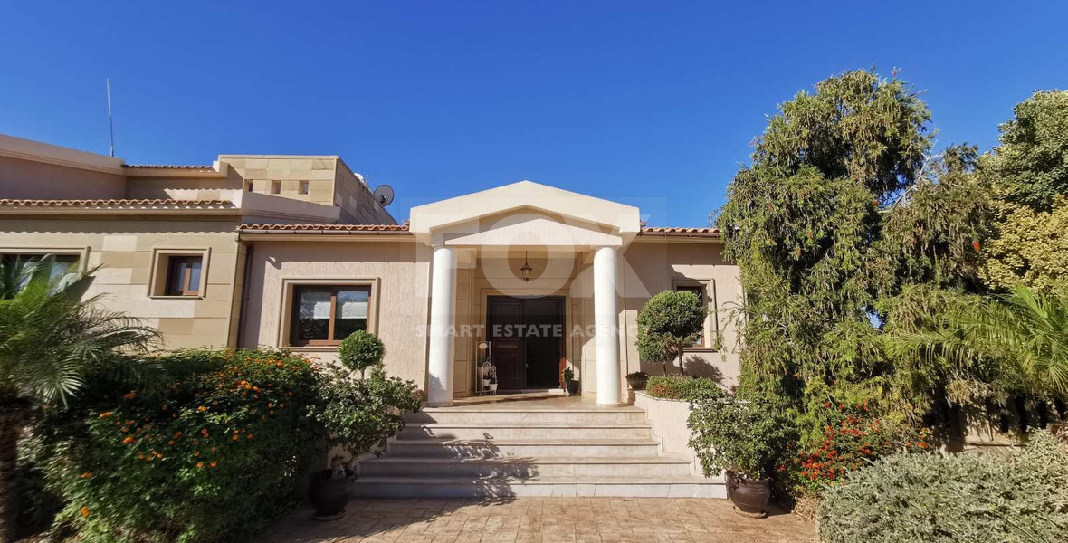 Empa Paphos Luxury four Bedroom Villa for Sale with Sea Views