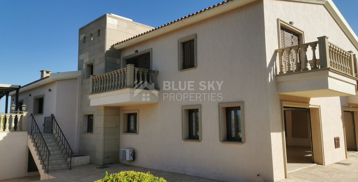 Empa Paphos Luxury four Bedroom Villa for Sale with Sea Views