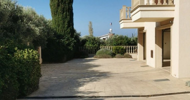 Empa Paphos Luxury four Bedroom Villa for Sale with Sea Views