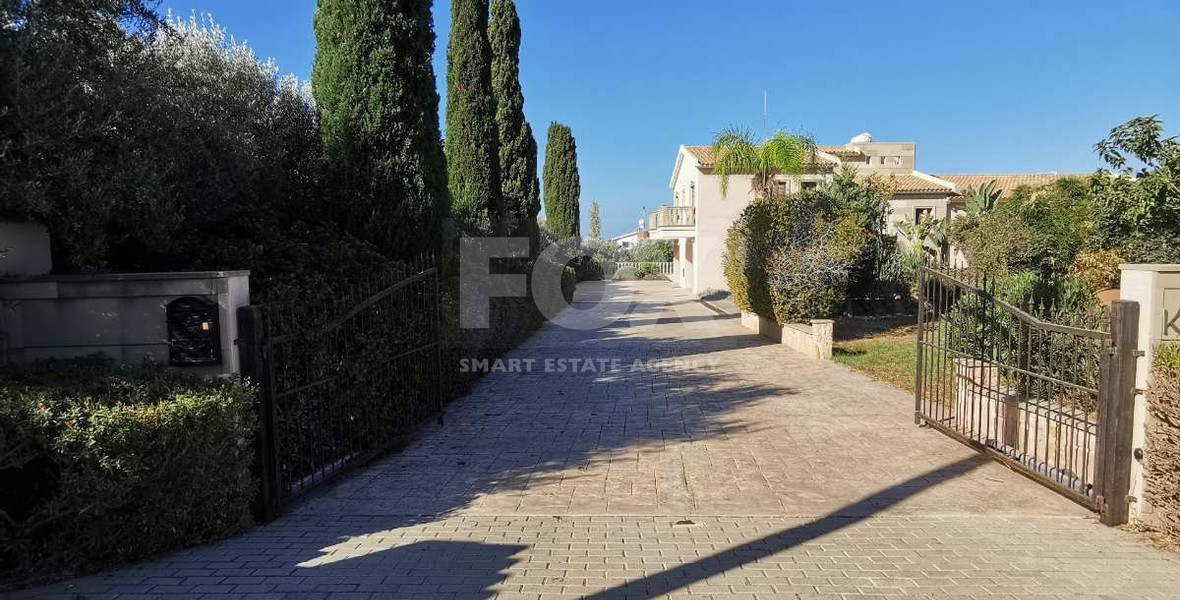 Empa Paphos Luxury four Bedroom Villa for Sale with Sea Views