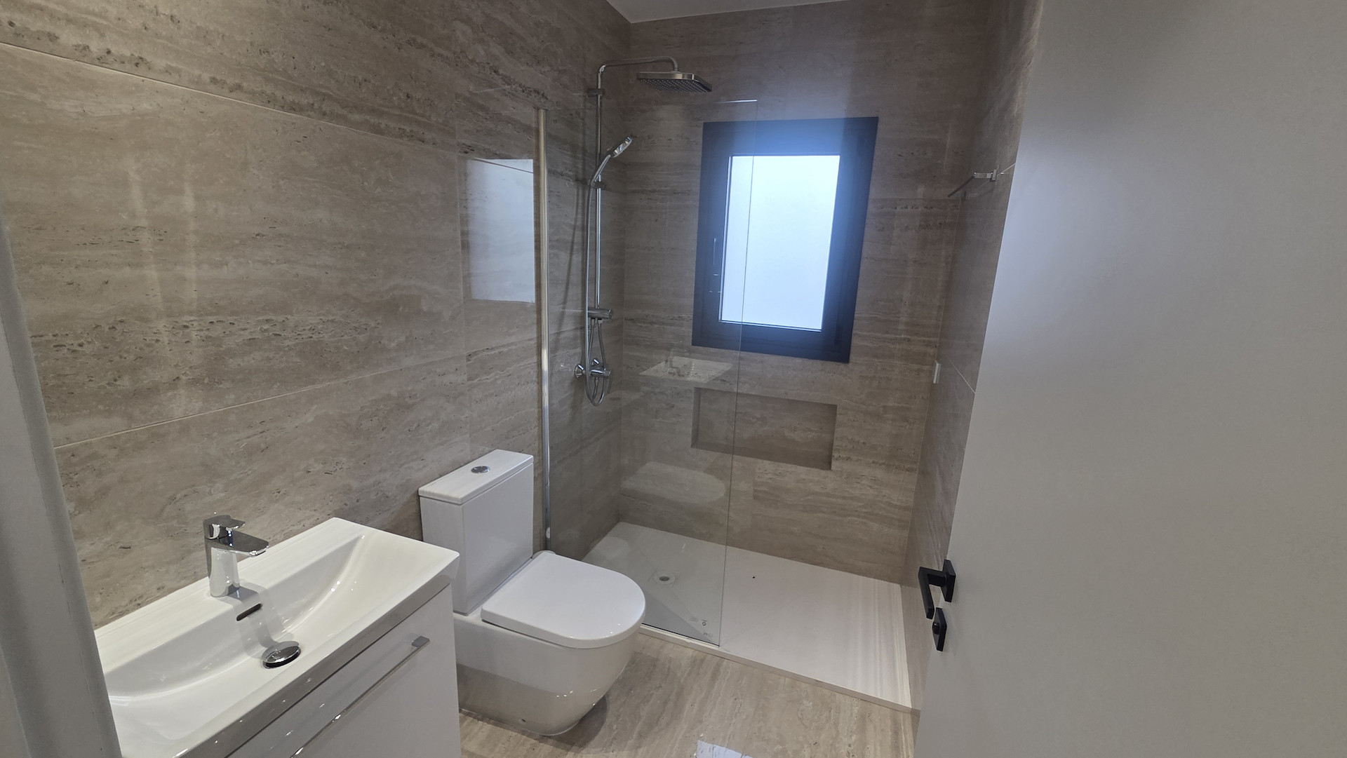 Appartement 2 chambres 110 m² en Demos Agiou Athanasiou, Chypre