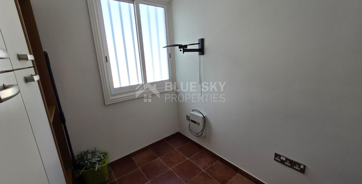 Spacious Top Floor Three Bedroom Apartment In Neapoli For Sale