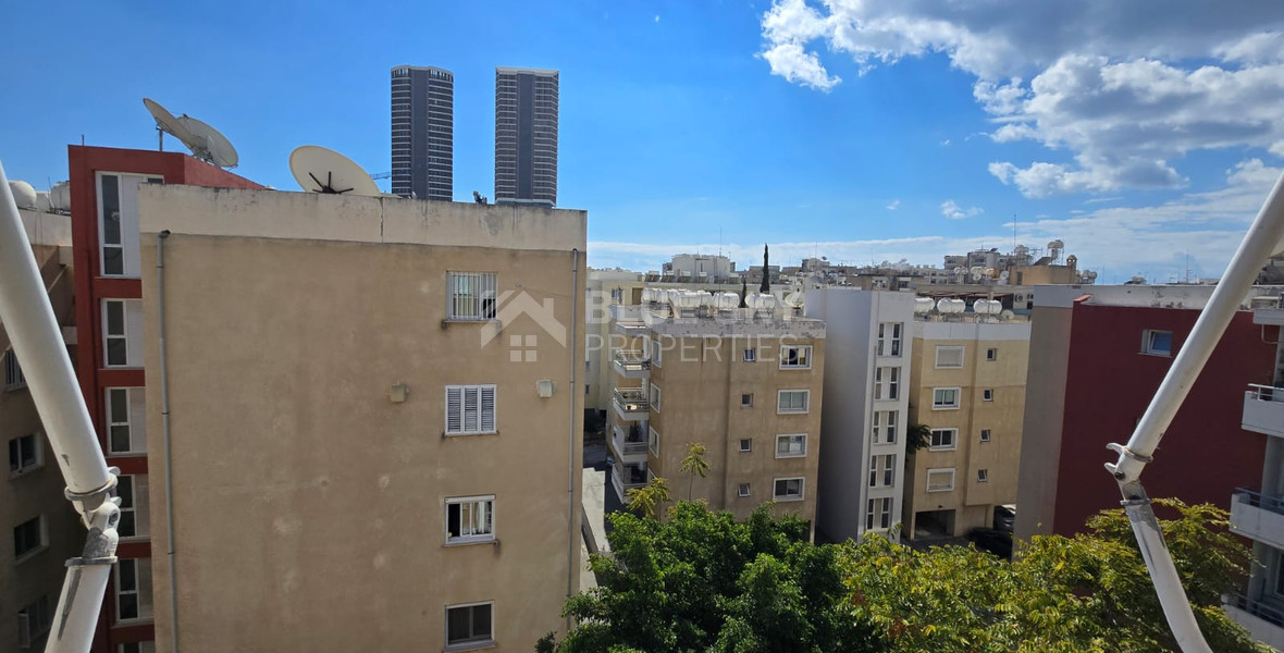 Spacious Top Floor Three Bedroom Apartment In Neapoli For Sale