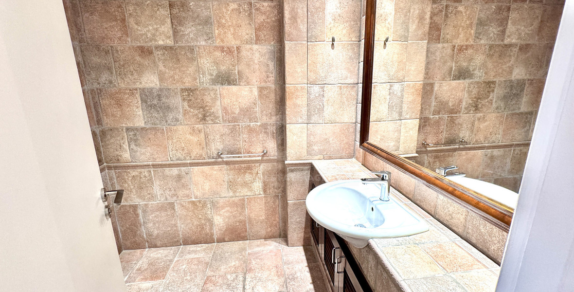 Spacious Three Bedroom Apartment Plus Office In Neapoli For Sale