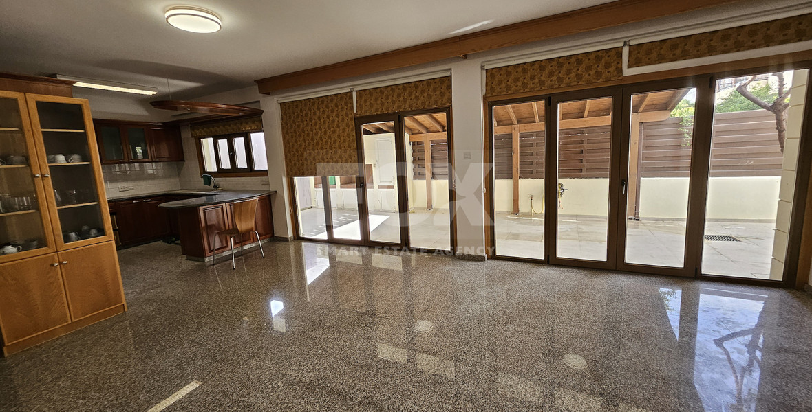 Spacious Semi-Detached, Unfurnished House with Three Bedrooms for rent in Kapsalos Area