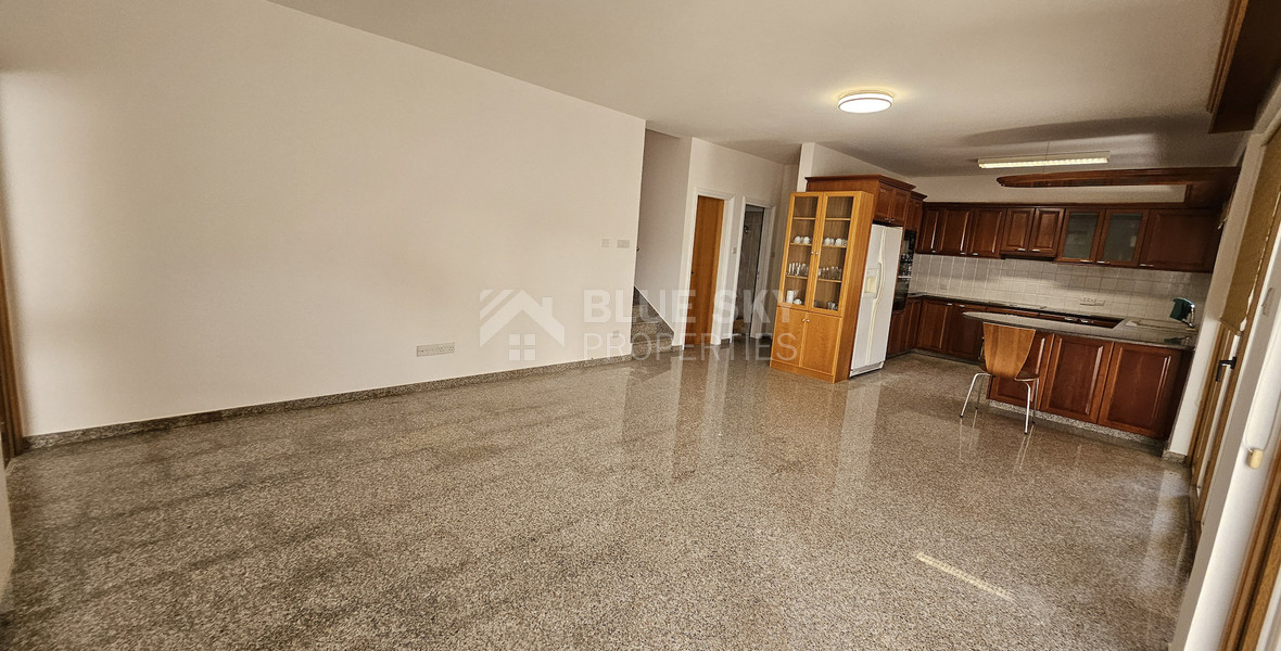 Spacious Semi-Detached, Unfurnished House with Three Bedrooms for rent in Kapsalos Area