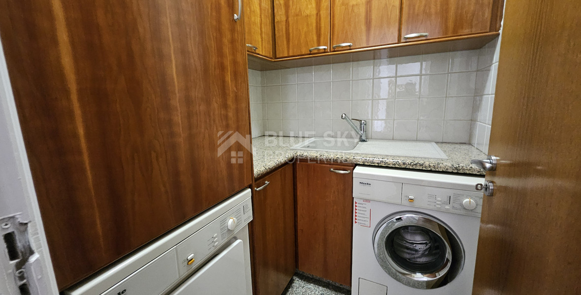 Spacious Semi-Detached, Unfurnished House with Three Bedrooms for rent in Kapsalos Area