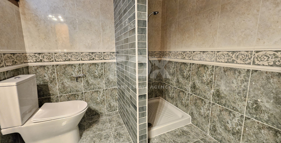 Spacious Semi-Detached, Unfurnished House with Three Bedrooms for rent in Kapsalos Area