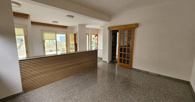 Spacious Semi-Detached, Unfurnished House with Three Bedrooms for rent in Kapsalos Area