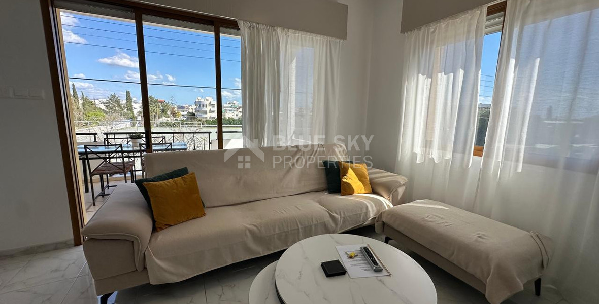 Modern Three-Bedroom Apartment for RENT in Mesa Geitonia