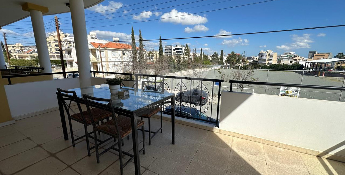 Modern Three-Bedroom Apartment for RENT in Mesa Geitonia