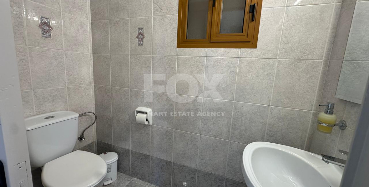 Modern Three-Bedroom Apartment for RENT in Mesa Geitonia