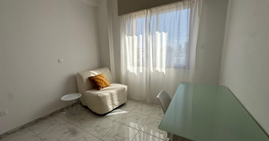 Modern Three-Bedroom Apartment for RENT in Mesa Geitonia