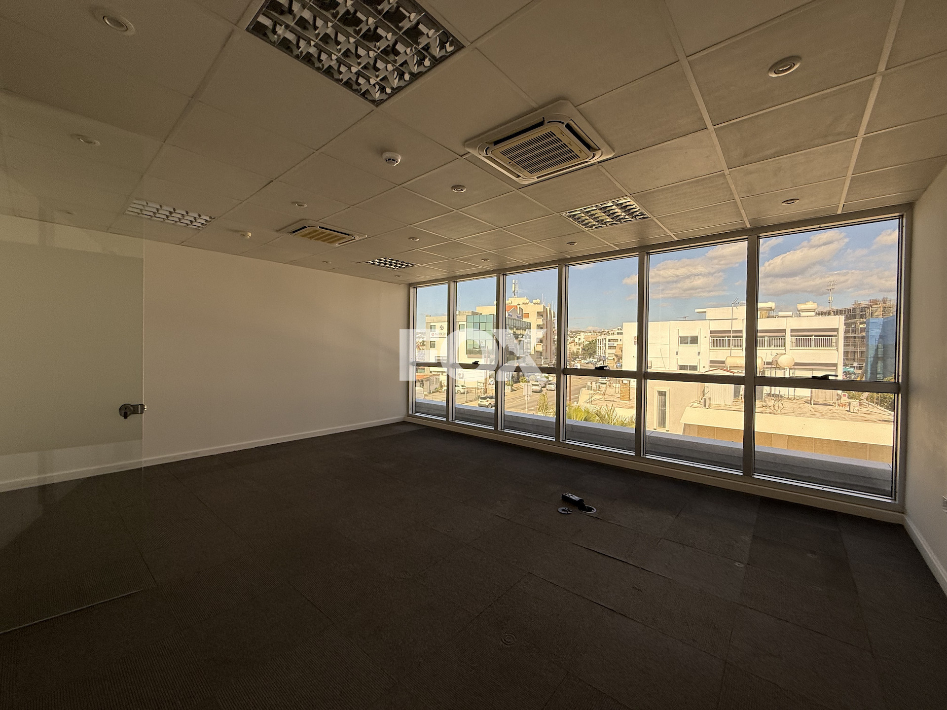 Офис 400 м² в Лимассоле, Кипр