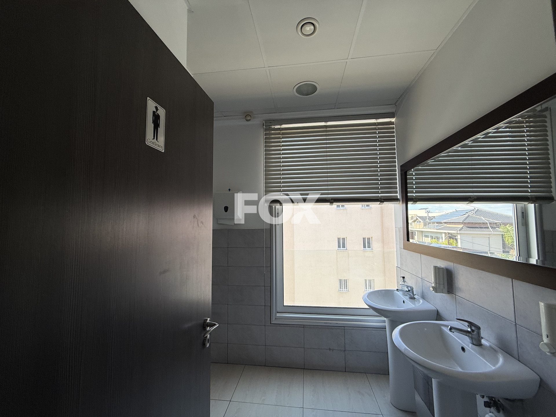 Офис 400 м² в Лимассоле, Кипр